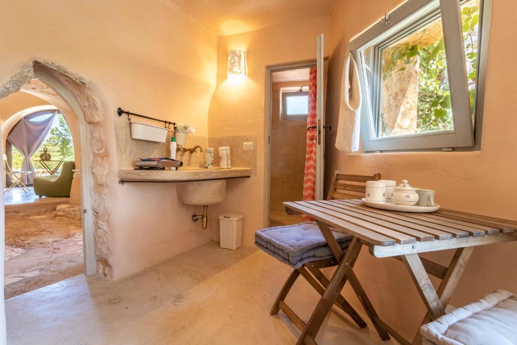 Zdjęcie z galerii obiektu Intero appartamento Trullo Paradiso w mieście Cisternino