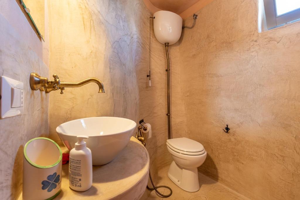 Zdjęcie z galerii obiektu Intero appartamento Trullo Paradiso w mieście Cisternino