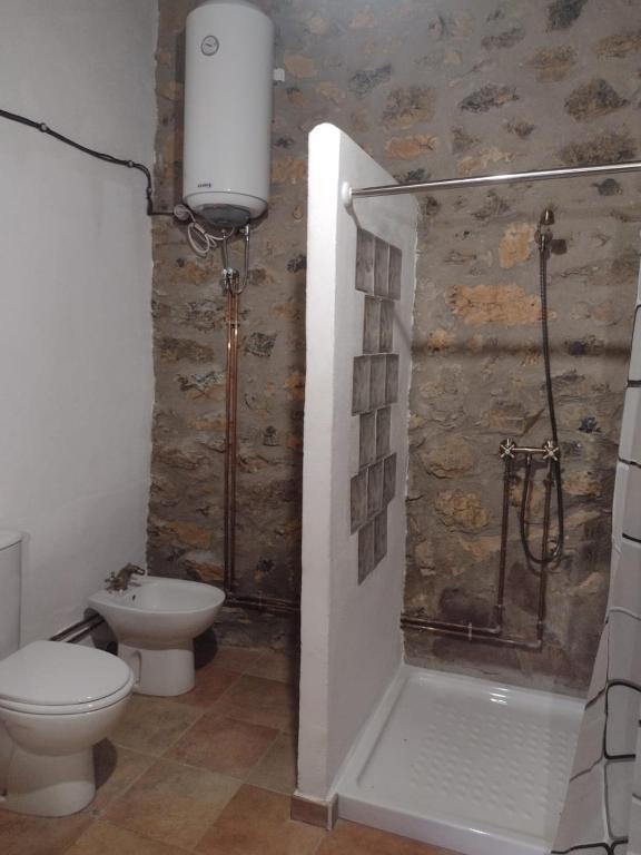 A bathroom at Casa Purujosa