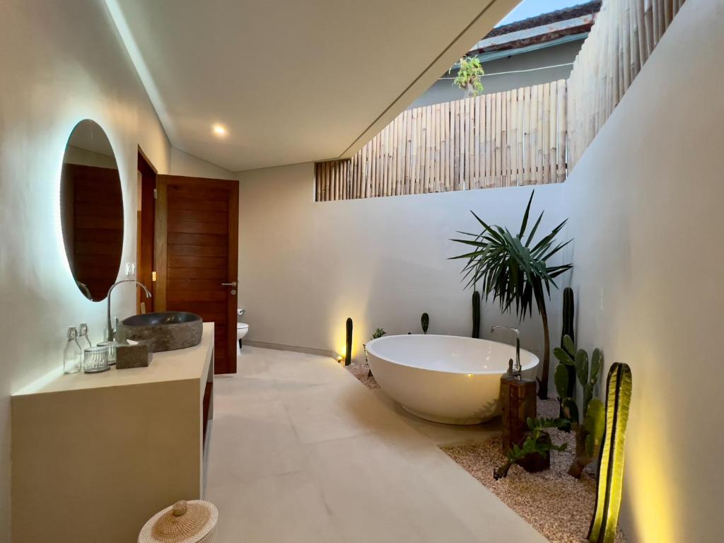 Kalia Bingin - Adult only - 10