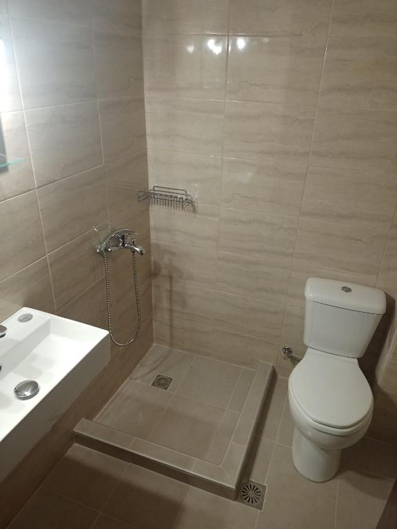Koupelna v ubytování Elvira Hotel