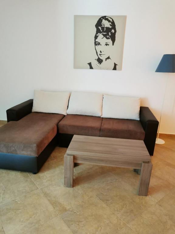 A seating area at RICHTIGER ORT FÜR EINEN TRAUMURLAUB!
