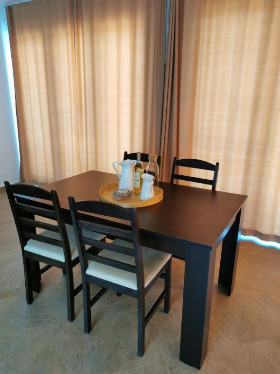 A seating area at RICHTIGER ORT FÜR EINEN TRAUMURLAUB!