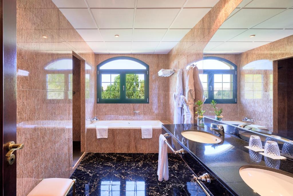 Un baño de Hotel Fontecruz Ávila