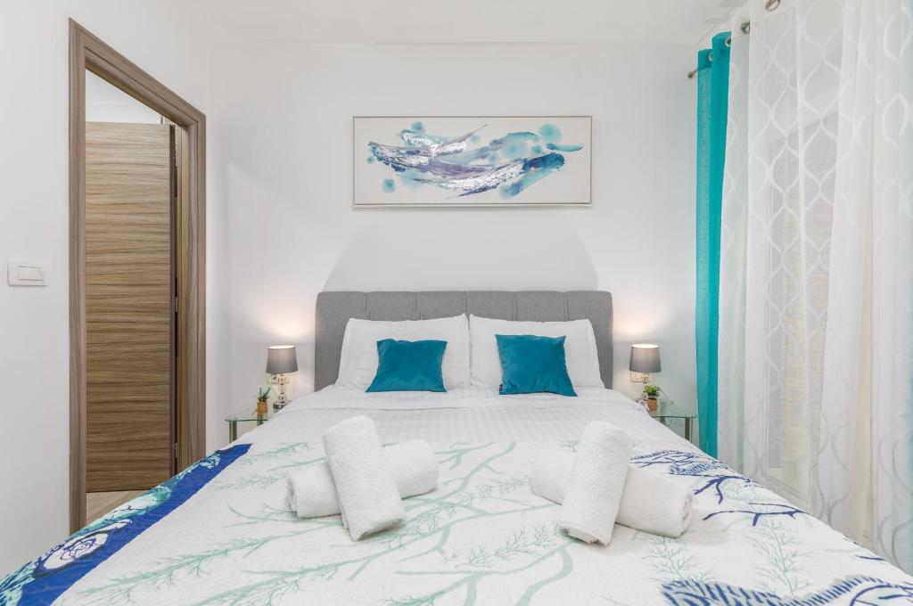 Marine Lux apartments - Deluxe Studio