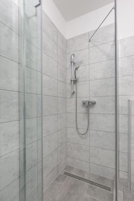 Kúpeľňa v ubytovaní Cozy 3-bedroom Apartment in the Heart of Budapest