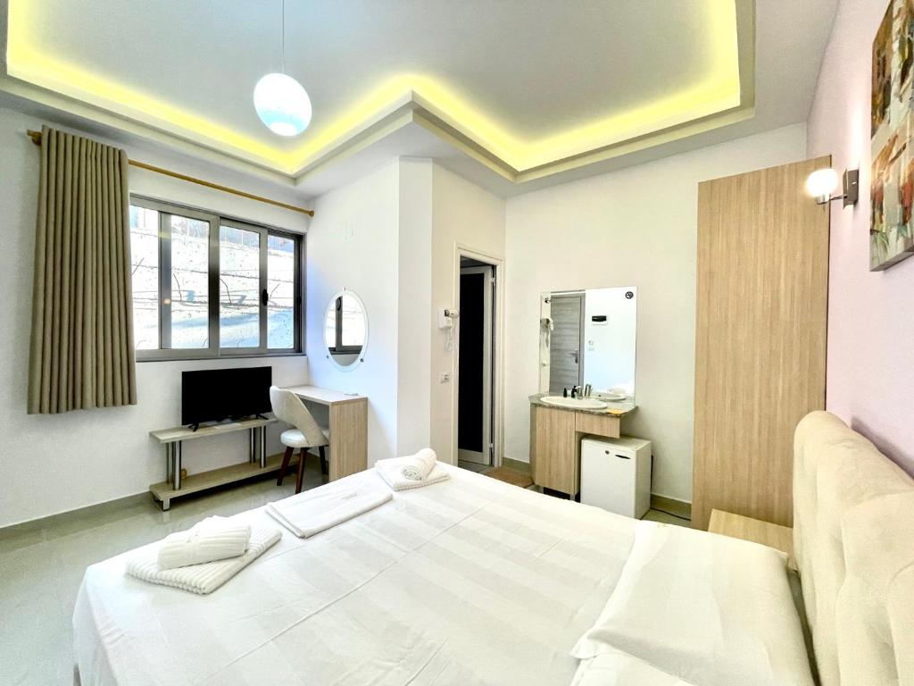 The City Gate Hotel - Image 12