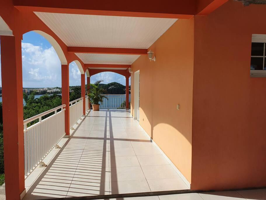 Fotografie z fotogalerie ubytování Magnifique Villa avec Jacuzzi (spa) v destinaci La Trinité