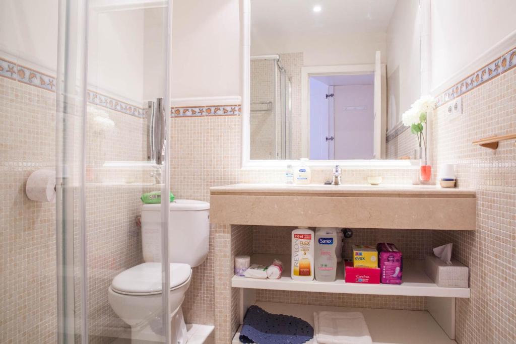 Entre el Centro y la Mezquita Totalmente climatizado Parking Gratuito - 7