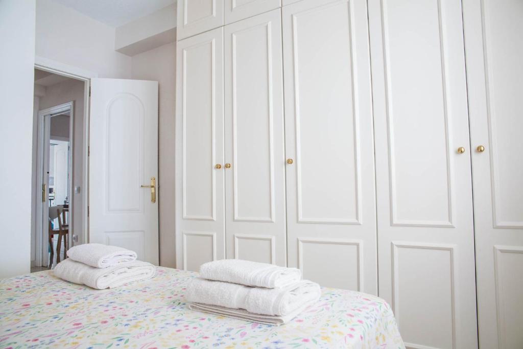 Entre el Centro y la Mezquita Totalmente climatizado Parking Gratuito - 13