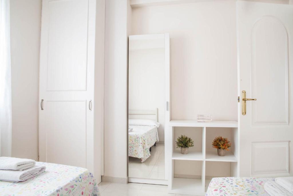 Entre el Centro y la Mezquita Totalmente climatizado Parking Gratuito - 17