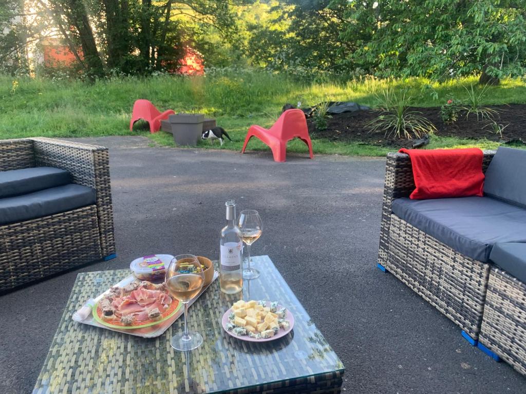 Jedzenie w domu wakacyjnym lub w pobliżu