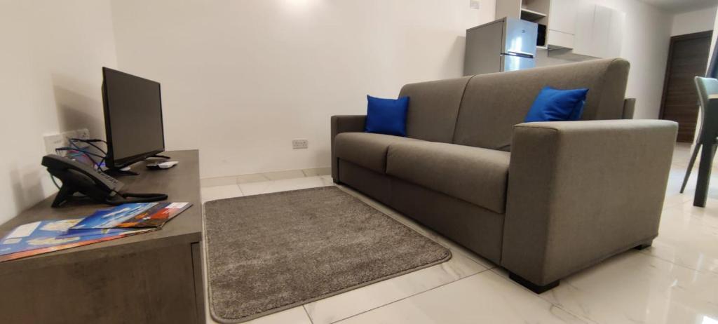 Blu-M Central - Two-Bedroom Apartment