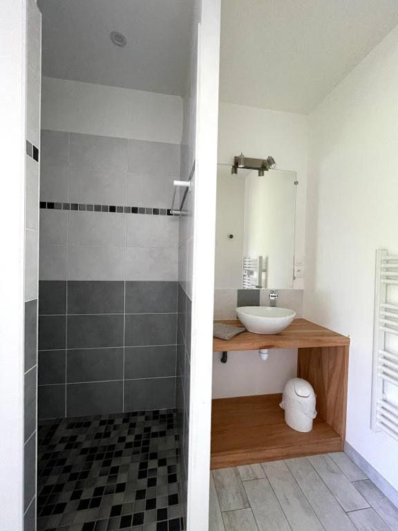 La Bourdetaise - Double Room With Private Bathroom