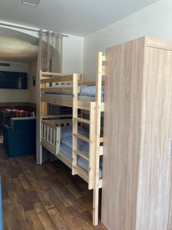 Postel nebo postele na pokoji v ubytování Apartman U Mostu