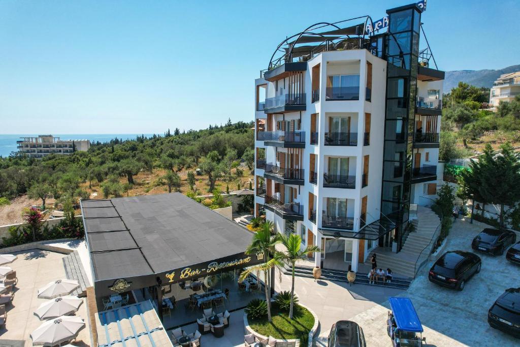 Blue Boutique Hotel - Image 7