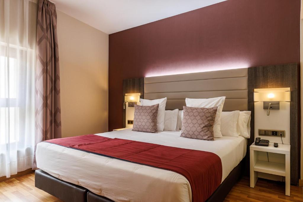 Hotel Ronda Lesseps - Resim 16