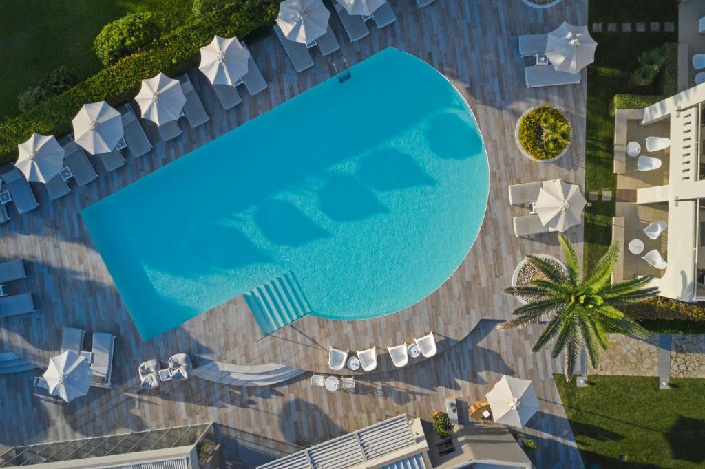 Bazén v ubytování Atlantica Amalthia Beach Hotel - Adults Only nebo v jeho okolí