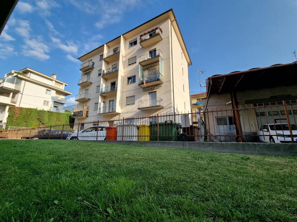 Budova, v ktorej sa apartmán nachádza