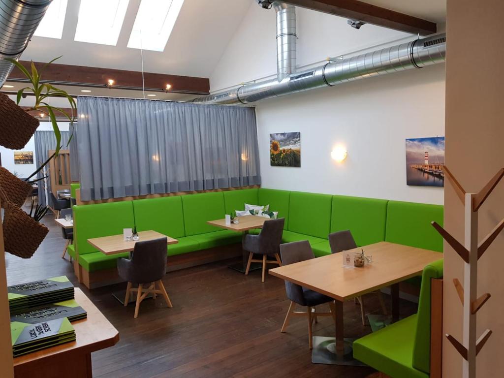Posedenie v ubytovaní Gästehaus Lokalaugenschein