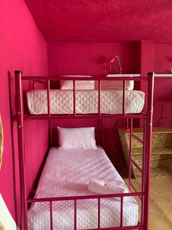 Postel nebo postele na pokoji v ubytování Why Not Hotel