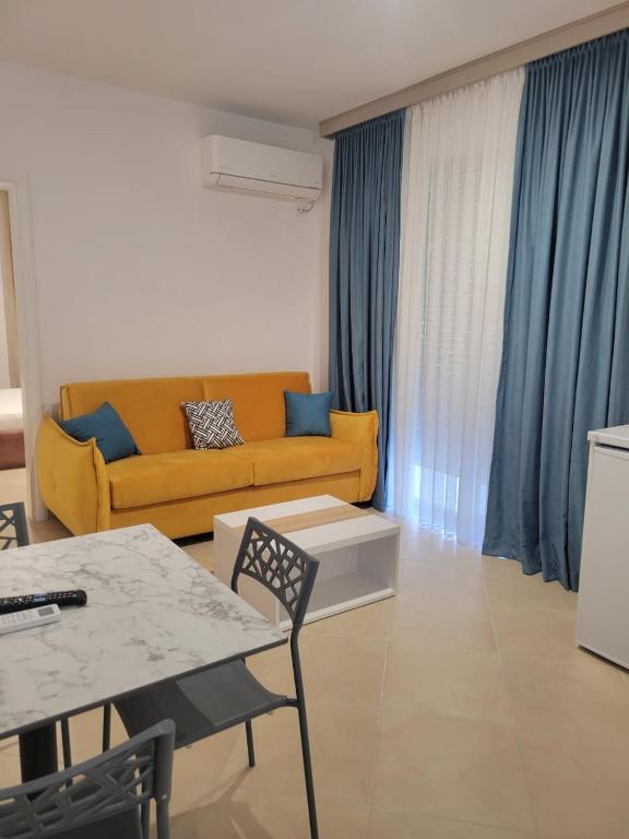 Glam Apartments