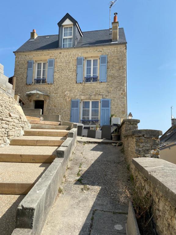 La Maison Bleue, Port-en-Bessin-Huppain – Updated 2023 Prices