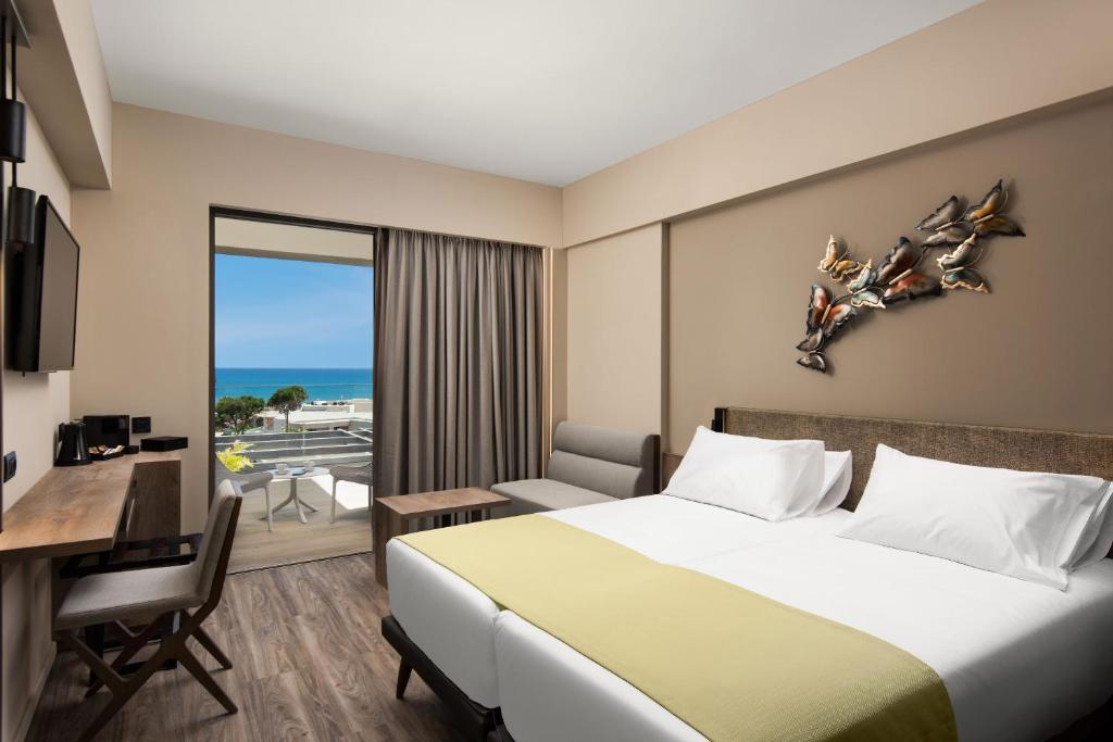 Atlantica Amalthia Beach Hotel - Adults Only - Deluxe Room With Sea View - Annex