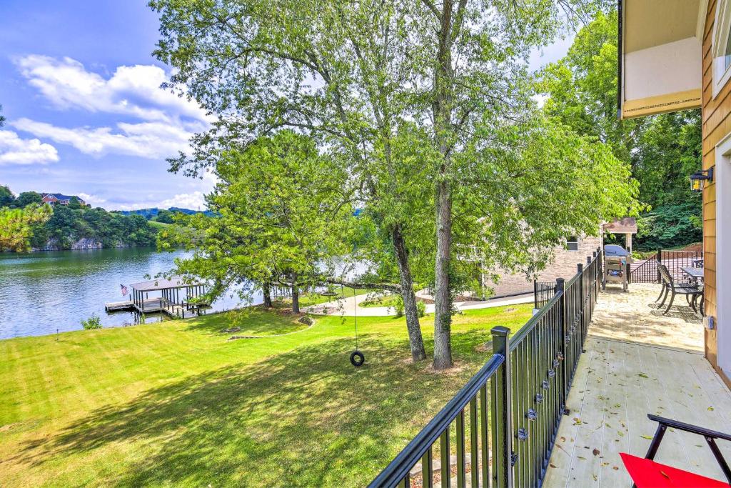 Waterfront Piney Flats Home with Private Dock!, Piney Flats Updated