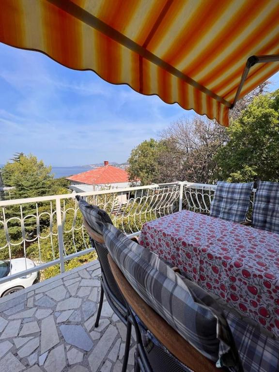 Balkon lub taras w obiekcie Apartments Valentinovo