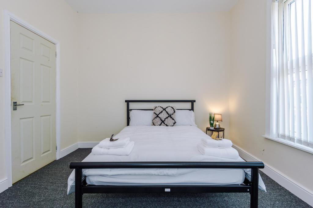 Ferienhaus 15 Mins To Liverpool City Centre! FamilySized Home (GB