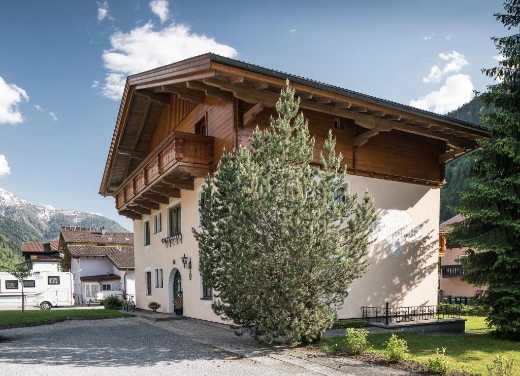 Fotografia z galérie ubytovania Haus Brunhilde v destinácii Dorfgastein
