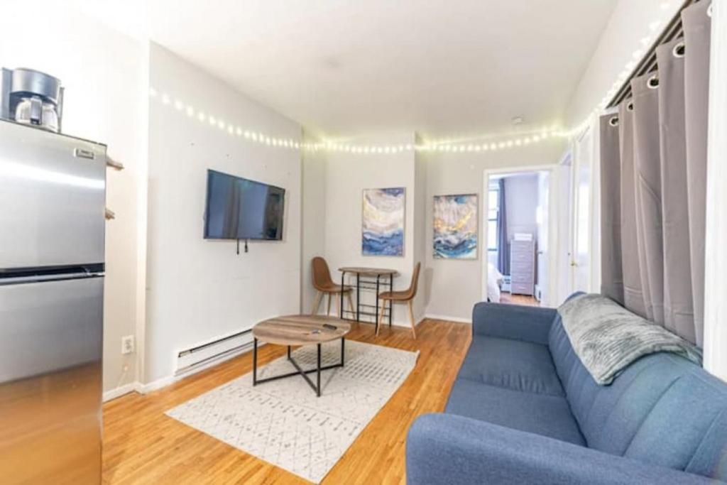 Roomy and Comfortable 2BR Apartment near Central Park NYC, New York