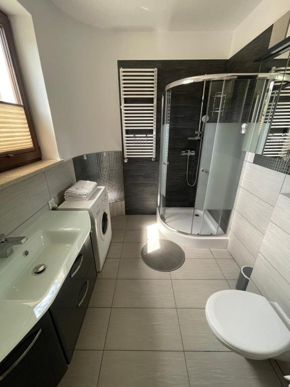 Kúpeľňa v ubytovaní Baltica Heaven Apartmant 95F