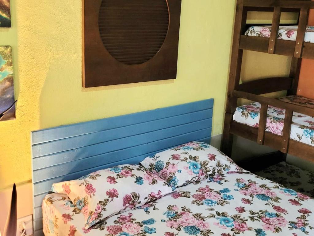 Φωτογραφία από το άλμπουμ του Chalé a 5 minutos da Praia do Perequê στην Ilhabela