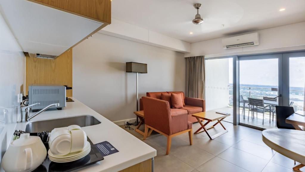 Χώρος καθιστικού στο Oaks Darwin Elan Hotel