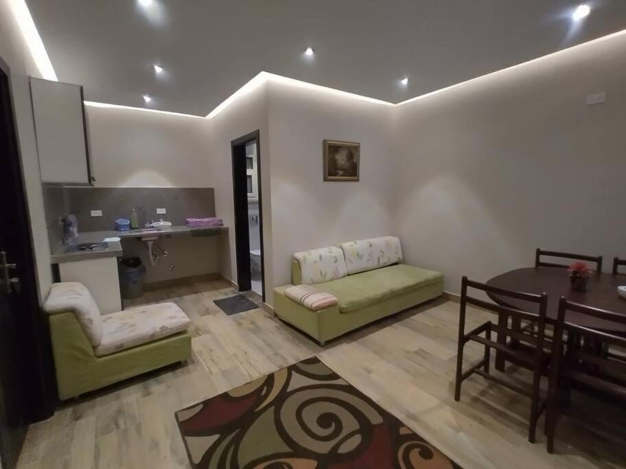 Fotografie z fotogalerie ubytování Eco Inn: Sherook66B1 a 1 BR apartment v destinaci Madīnat ash Shurūq