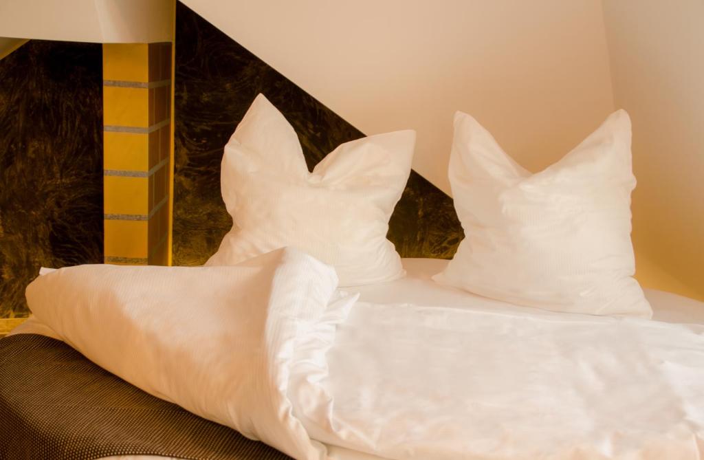 Alpha & Omega Hotel - Resim 19