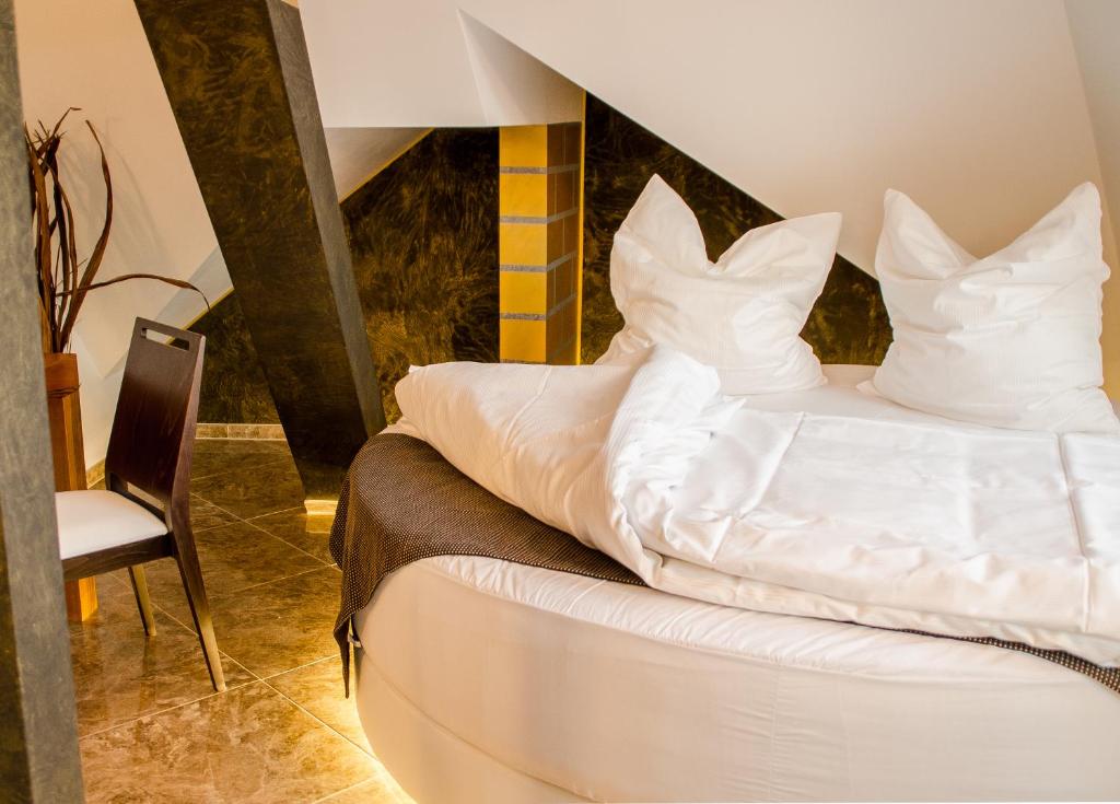 Alpha & Omega Hotel - Resim 20