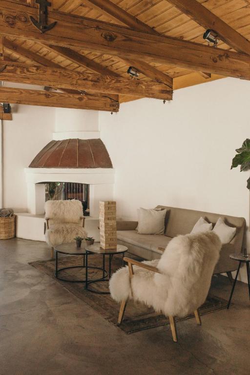 CALAMIGOS RANCH Resort & Spa photo