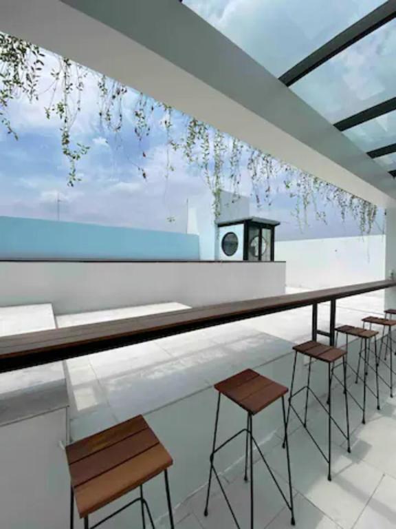 Restaurace v ubytování Loewys Home Tanjung Duren Jakarta Barat