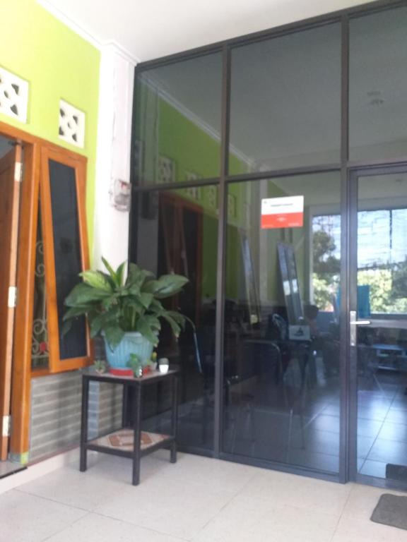 Hotel Mehara - Housity