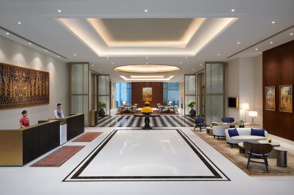 the-leela-bhartiya-city-bengaluru-bangalore-updated-prices-2025