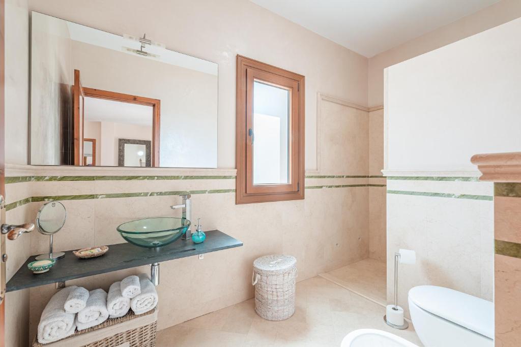 A bathroom at Eco Villa Na Clavet