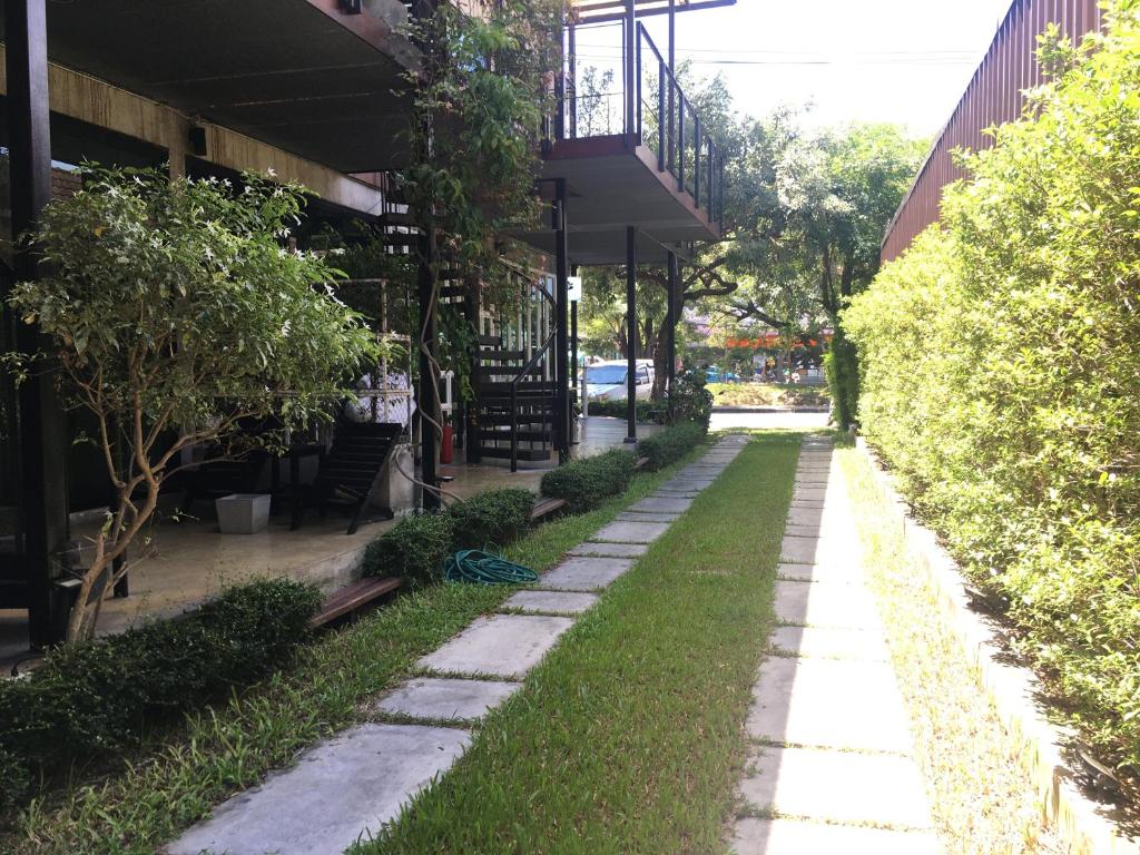 BED STOP Hotel Chiangmai - Resim 26