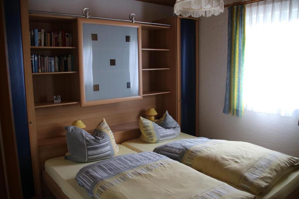 Ferienwohnungen Anna Geißinger - Two-Bedroom Apartment