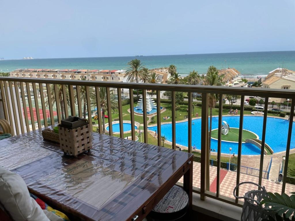 Bonito Apartamento en primera línea de playa en VALENCIA- El ...