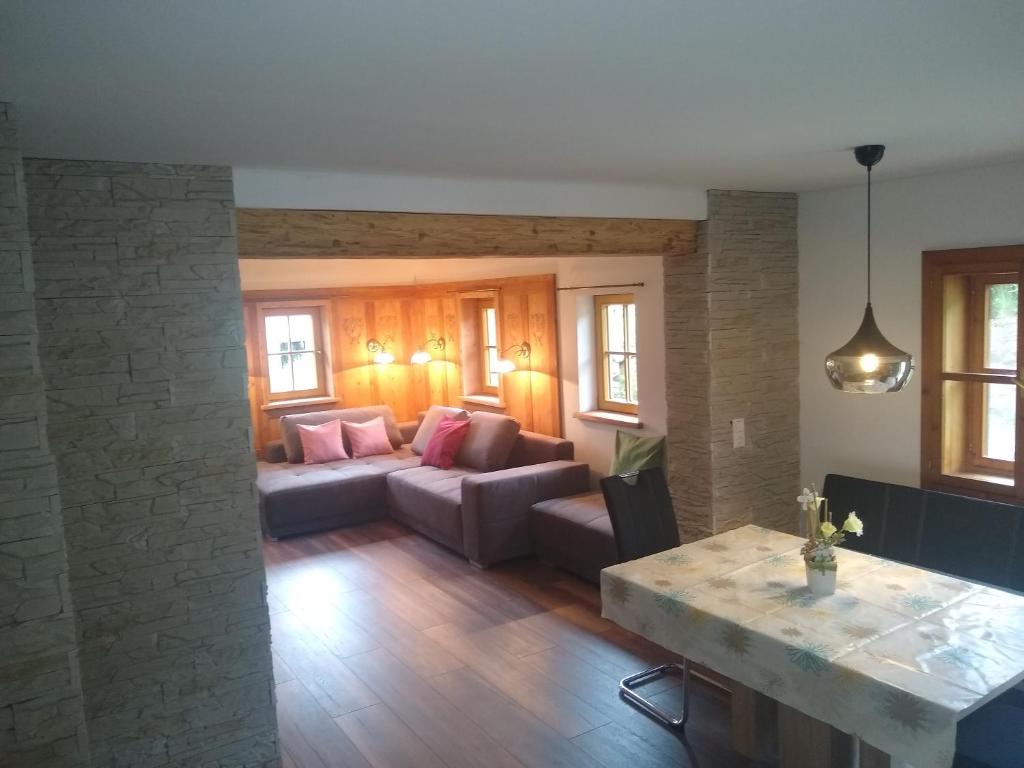 Zdjęcie z galerii obiektu Appartement Simone w mieście Eben im Pongau