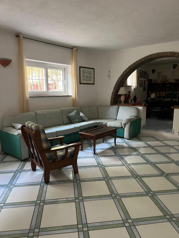 A seating area at Casa Impagliazzo