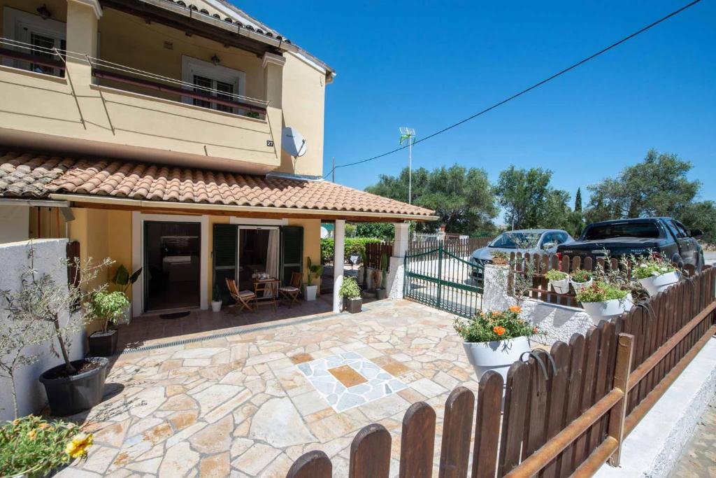 Katrin Studio kefalomandouko Corfu, Mantoúkion (updated prices 2024)